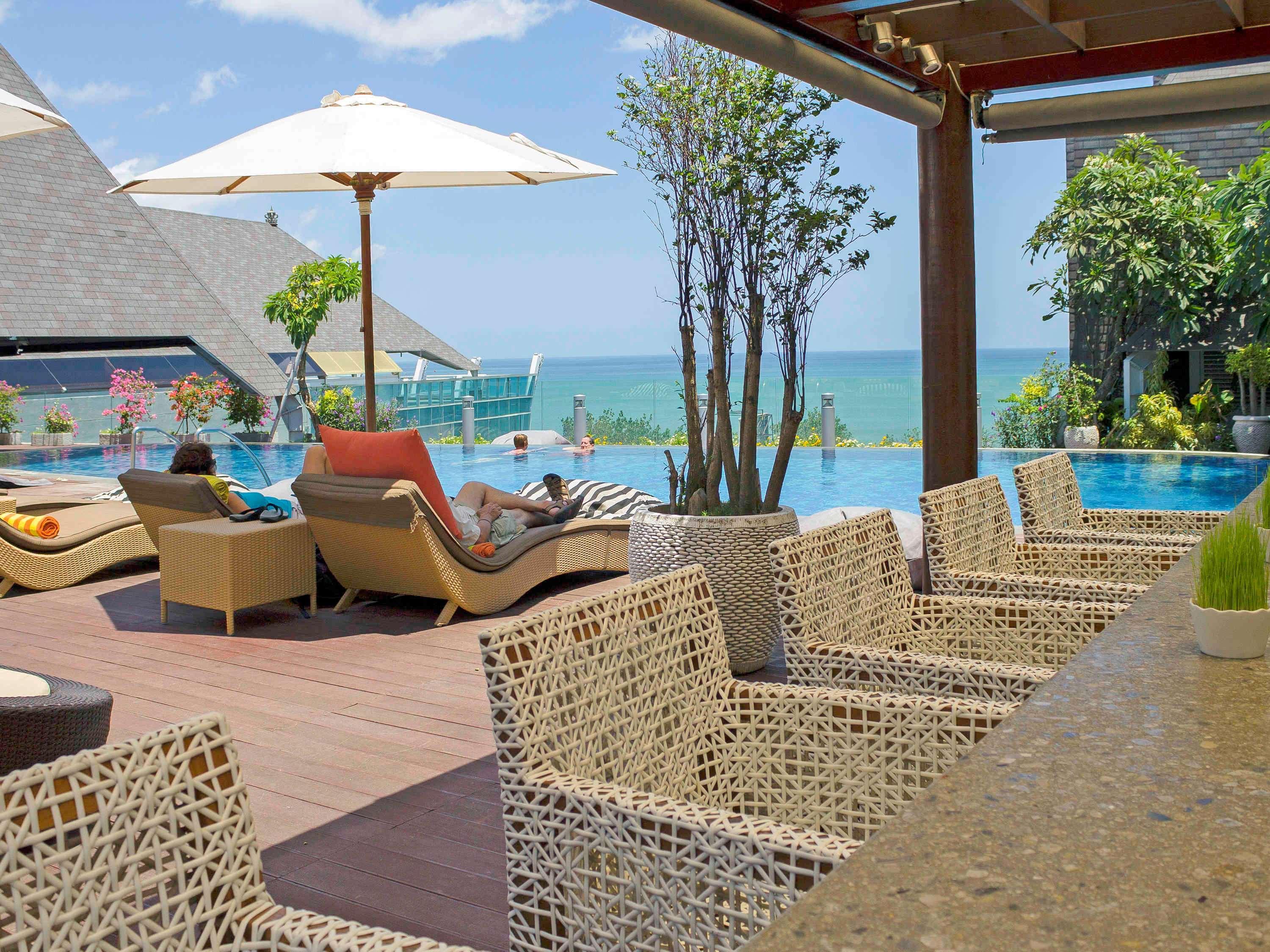 The Kuta Beach Heritage Hotel - Managed By Accor Kültér fotó The pool at the hotel